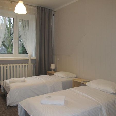 Hotel Pod Debem Zielona Gora  Ngoại thất bức ảnh