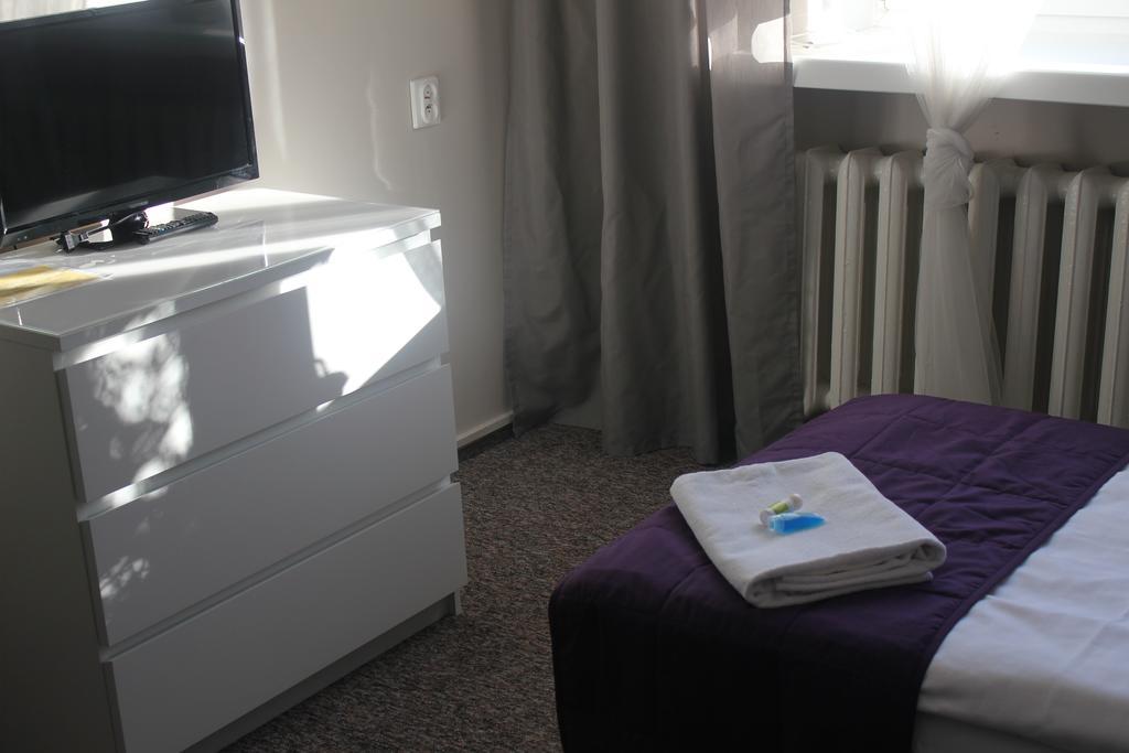 Hotel Pod Debem Zielona Gora  Ngoại thất bức ảnh